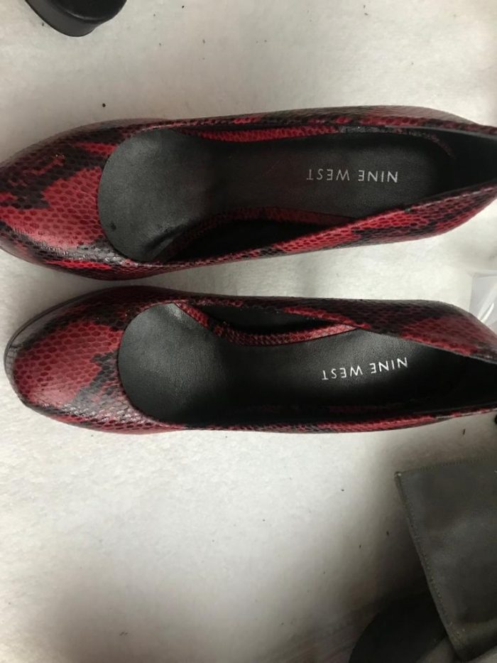 Lote 016 - 50 Zapatos nuevos de diferentes modelos - Imagen 10