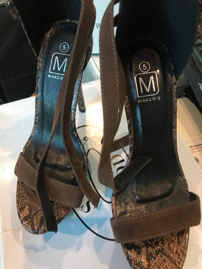 Lote 016 - 50 Zapatos nuevos de diferentes modelos - Imagen 6