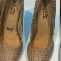 Lote 016 - 50 Zapatos nuevos de diferentes modelos - Imagen 12