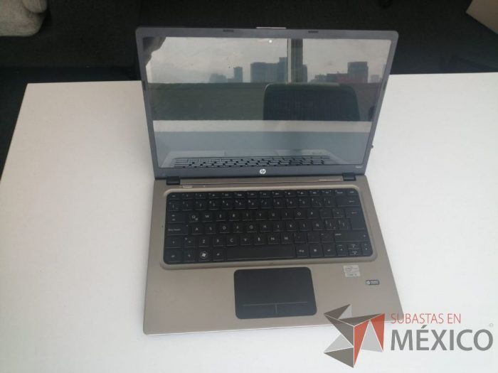 Lote 001 - Laptop HP, Intel Core i5, 4 GB RAM