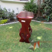 Lote 008 - Mesa de apoyo con un cajón y con espacio para documentos - Imagen 5