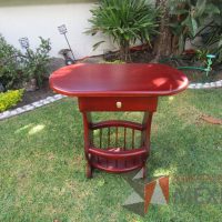 Lote 008 - Mesa de apoyo con un cajón y con espacio para documentos - Imagen 6