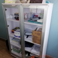Lote 169 - Vitrina médica