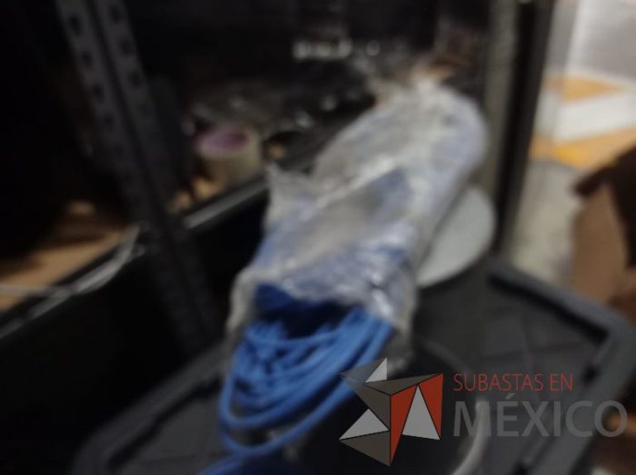 Lote 014 - 125 Cables Ethernet color azul - Imagen 4