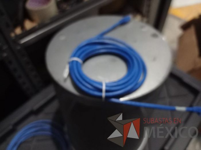 Lote 014 - 125 Cables Ethernet color azul - Imagen 6