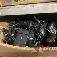 Lote 033 - Mouses y piezas de vidrios - Imagen 8