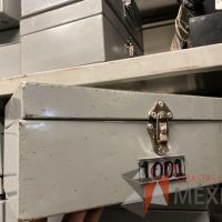 Lote 012 - 9 Gabinetes metálicos, 128 Cajas metálicas, etc... - Imagen 10
