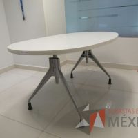 Lote 008 - Mesa de trabajo ovalada - Imagen 7