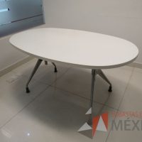 Lote 008 - Mesa de trabajo ovalada - Imagen 9