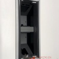 Lote 180 - Mesa de sala de juntas para 8 personas con accesorios para conexión, cubierta en 2 secciones  con 4 sillas Cobi - Imagen 10