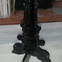 Lote 088 - 5 Candelabros negros