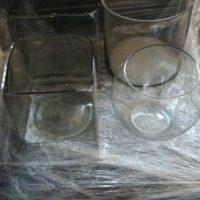 Lote 082 - Lote de 21 floreros de cristal (7 cuadrados 15 cms alto, 3 cuadrados 11 cms alto, 7 peceras de 10 cms de alto, 4 cilindros 15 cms de alto) - Imagen 3