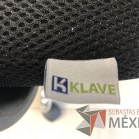 Lote 002 - Silla operativa con ruedas, descansabrazos, respaldo en malla y asiento en tela color negro - Imagen 10