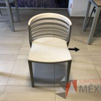 Lote 011 - Silla fija, asiento y respaldo en plástico color gris - Imagen 6