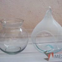 Lote 079 - Lote de 86 esferas y 5 gotas de cristal colgantes para decoración o terrario