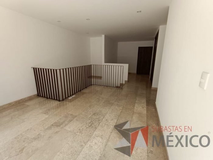 Lote 002 - Departamento de 102 m2 interiores en 2 niveles y 33.1 m2 en 2 Terrazas - Imagen 9