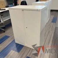 Lote 030 - Gabinete vertical de 2 puertas y 2 entrepaños color blanco - Imagen 8