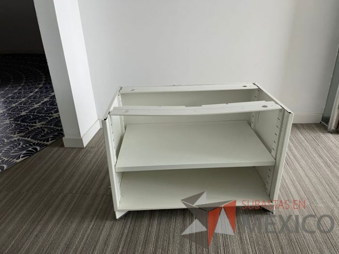 Lote 494 - 5 Gabinetes con 1 entrepaño sin tapa