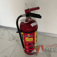 Lote 184 - 5 Extintores de P.Q.S., clase A, B y C de 4.5 kg. con porta extintor - Imagen 3
