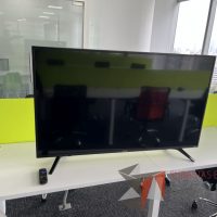 Lote 096 -Pantalla 50"