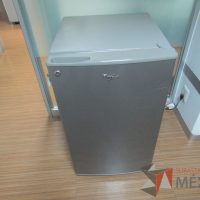 Lote 099 - Frigobar marca WHIRLPOOL - Imagen 2
