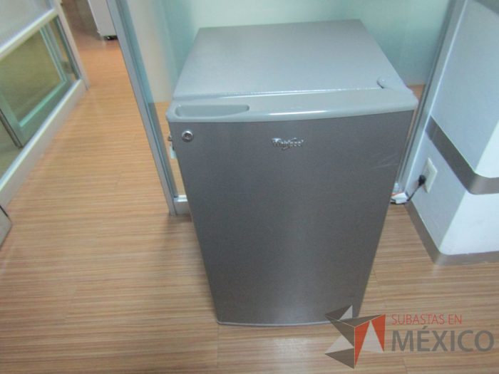 Lote 099 - Frigobar marca WHIRLPOOL - Imagen 12