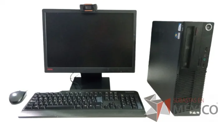 Lote 041 - Computadora Lenovo ThinkCentre M71e, Pentium G620, 500 GB HDD, 4 GB RAM, Monitor, Webcam