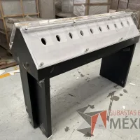 Lote 032 - Mesa para exhibición con cubierta de acrílico - Imagen 5