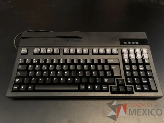 Lote 047 - 7 Teclados Unitech K2714SU-B con lector de banda magnética - Imagen 2