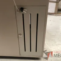 Lote 036 - 4 Mesas de trabajo con 1 cajón, 1 puerta y 1 entrepaño - Imagen 14