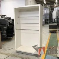 Lote 035 - 2 Gabinetes altos con tubos metálicos, Mueble con puerta corrediza, etc... - Imagen 7
