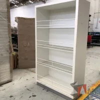 Lote 035 - 2 Gabinetes altos con tubos metálicos, Mueble con puerta corrediza, etc... - Imagen 38