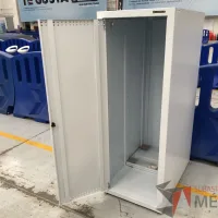 Lote 122 - Gabinete con 1 puerta y entrepaños - Imagen 8