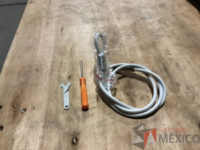 Lote 114 - 725 Artículos (Bolsas, Cables de extensión VGA, etc...) - Imagen 14