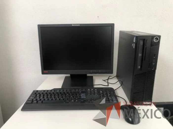 Lote 006 - 5 Desktop, 500 GB HDD, 4 GB RAM y 5 Monitores Lenovo - Imagen 3