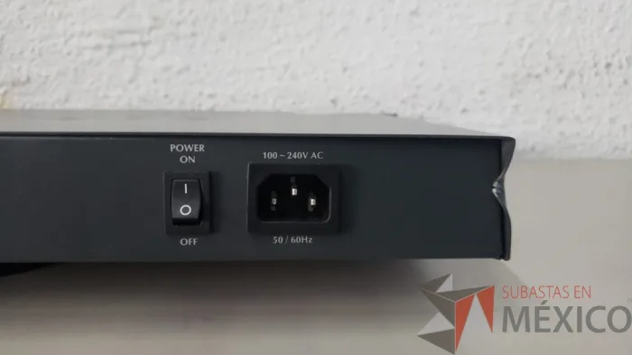 Lote 032 - Switch Planet Ethernet FGSW-2612PVM, 24 Puertos 10/100 Mbps + 2 Puertos Combo - Imagen 4