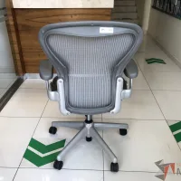 Lote 006 - Silla Aeron gris - Imagen 7