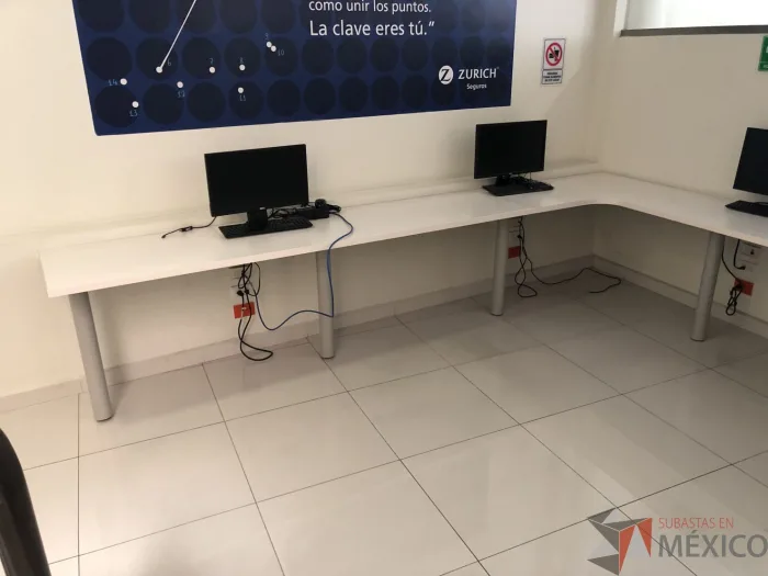 Lote 022 - 2 Cubiertas empotradas con 5 patas metálicas (Forman una mesa trabajo en escuadra) - Imagen 9