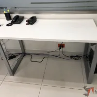Lote 030 - Mesa de trabajo para 2 personas - Imagen 3