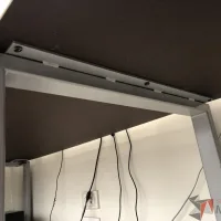 Lote 030 - Mesa de trabajo para 2 personas - Imagen 2