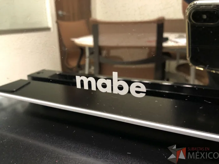Lote 042 - Microondas marca MABE - Imagen 6