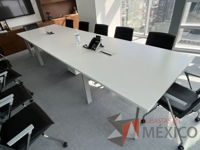 Lote 001 - Mesa de sala de juntas para 12 personas - Imagen 4