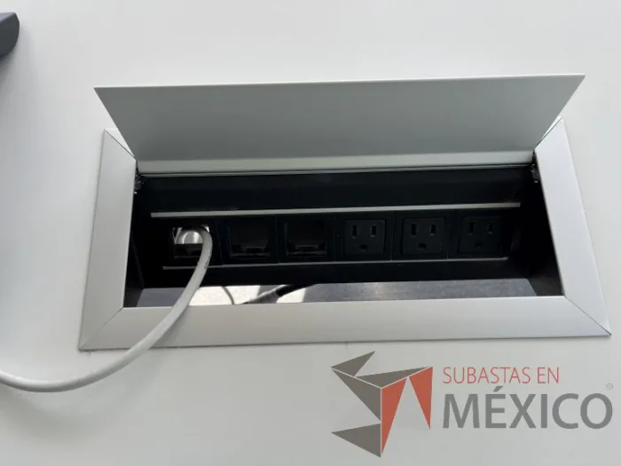 Lote 001 - Mesa de sala de juntas para 12 personas - Imagen 5