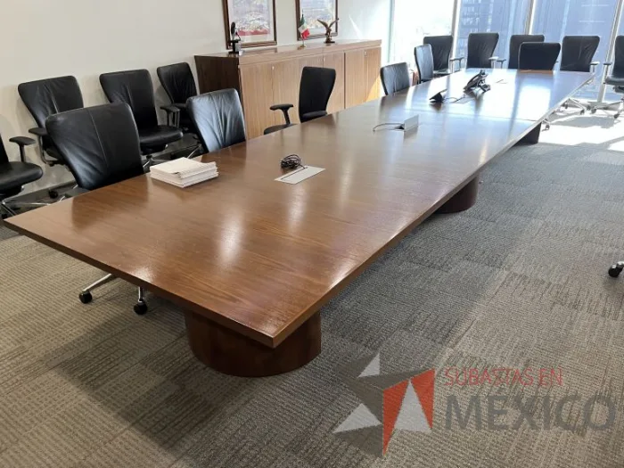 Lote 015 - Mesa de sala de juntas para 15 personas - Imagen 5