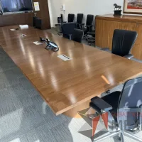 Lote 015 - Mesa de sala de juntas para 15 personas - Imagen 9