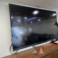 Lote 020 - Pantalla de 70 pulgadas, SHARP - Imagen 2
