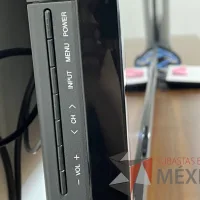 Lote 020 - Pantalla de 70 pulgadas, SHARP - Imagen 7