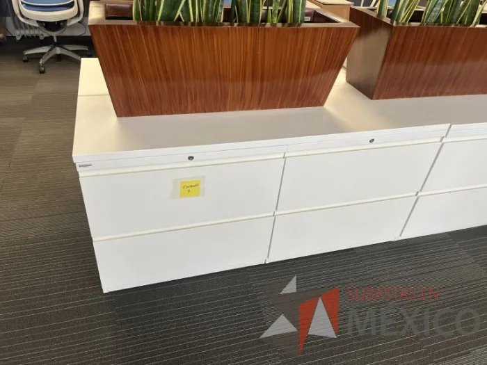 Lote 025 - Credenza de 4 cajones color blanco - Imagen 6