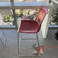 Lote 093 - 3 Bancos altos con descansa pies, asiento y respaldo color rojo - Imagen 3