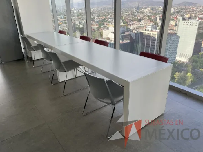 Lote 047 - Mesa de trabajo para 4 personas color blanco - Imagen 6